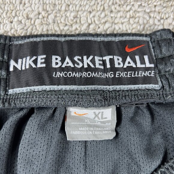 Vintage Nike Sportswear Basketball Shorts Gray Yellow Men’s Size XL - Picture 2 of 8